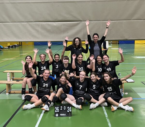 Die Premiere in der Landesliga für die U18 Volleyballerinnen der SG DJK/TSG Bruchsal ist geglückt