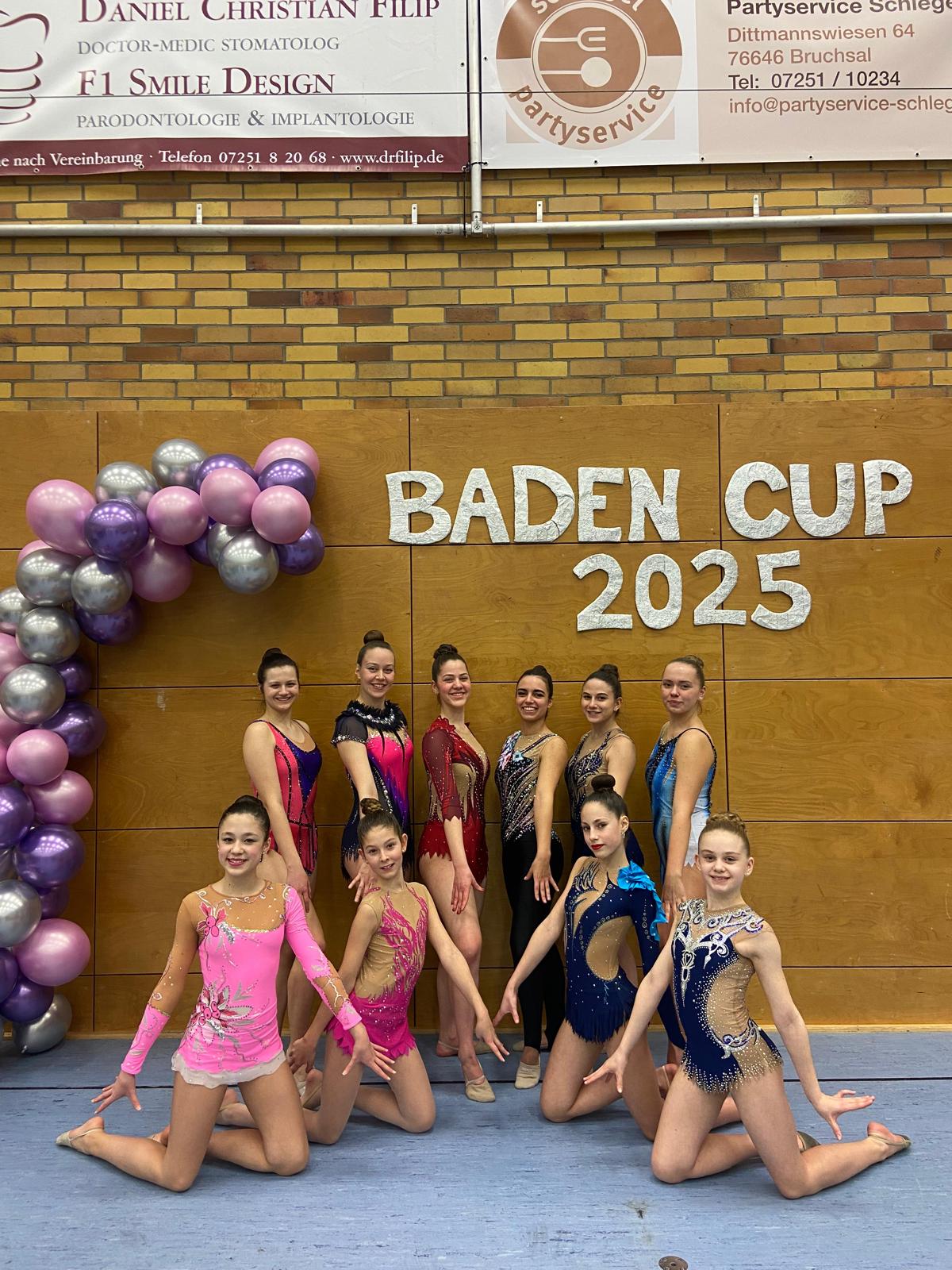 Gruppenbild Gymnastinnen BadenCup 2025